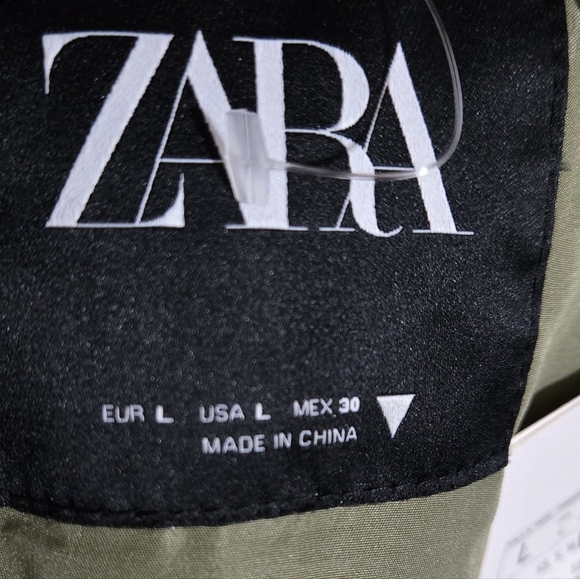 NWT Zara Water Repellent Distressed Boxy Bomber Jacket Size L - Picture 10 of 12